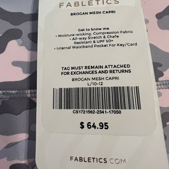 Fabletics NWT Light Camo 3/4 leggings Brogan Mesh Capri - Picture 2 of 5